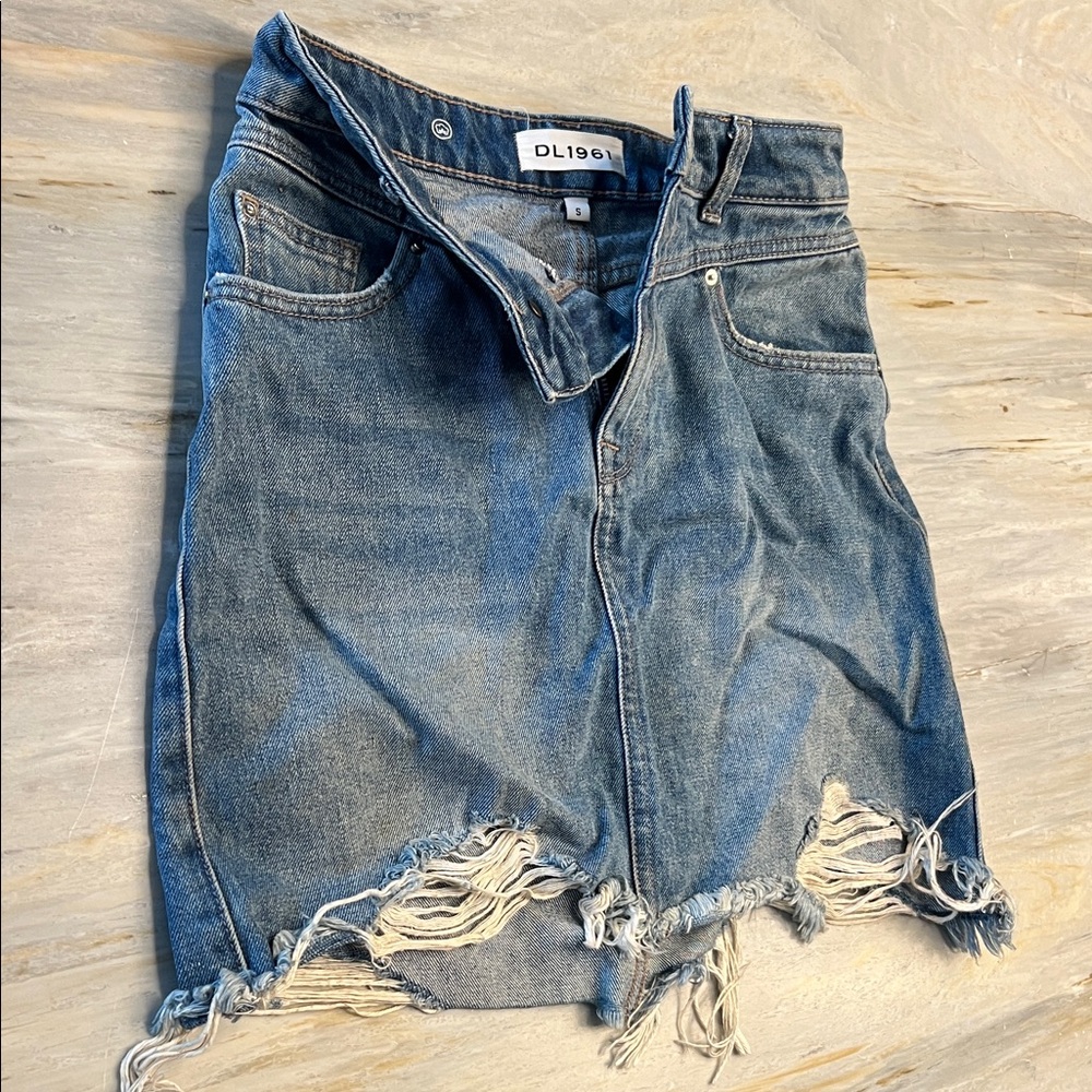 DL1961 Kingly Blue Distressed Denim Pencil Skirt